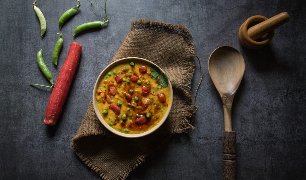 Ustensiles de cuisine pour une cuisine indienne épicée et savoureuse